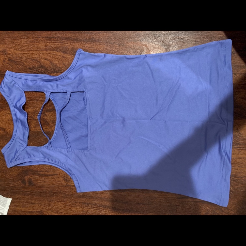 Workout tank top